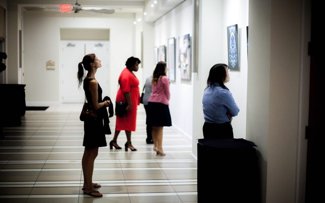 Luna Fine Art Gallery